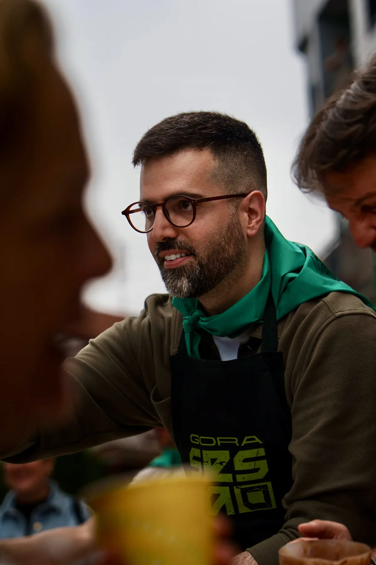 Gorka Álvarez en una txokolatada organizada por Lopategi Kultur Elkartea